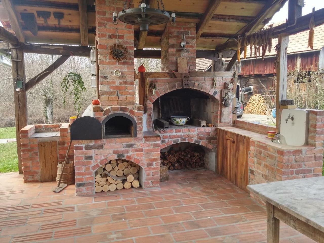 Dorina Hiza Villa Karlovac Exteriör bild