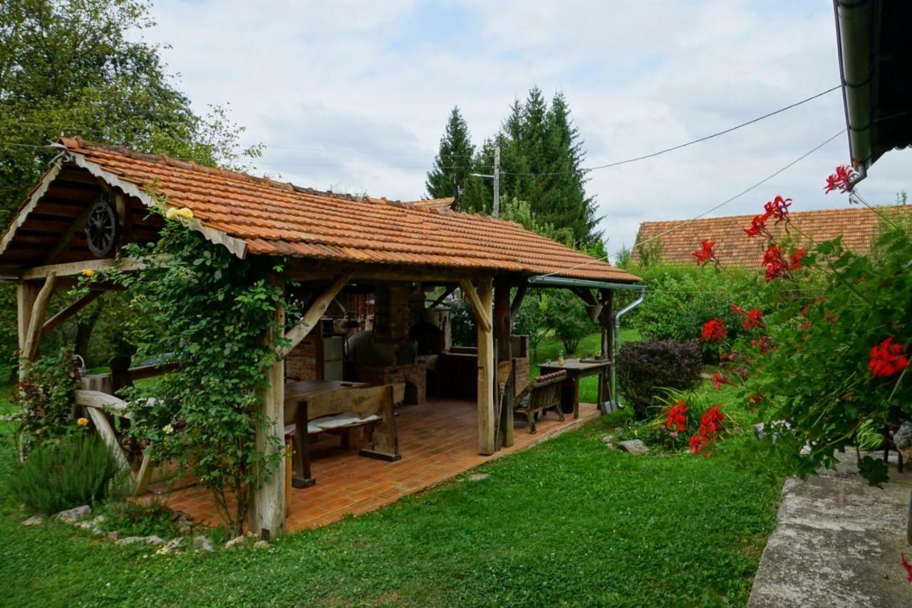 Dorina Hiza Villa Karlovac Exteriör bild
