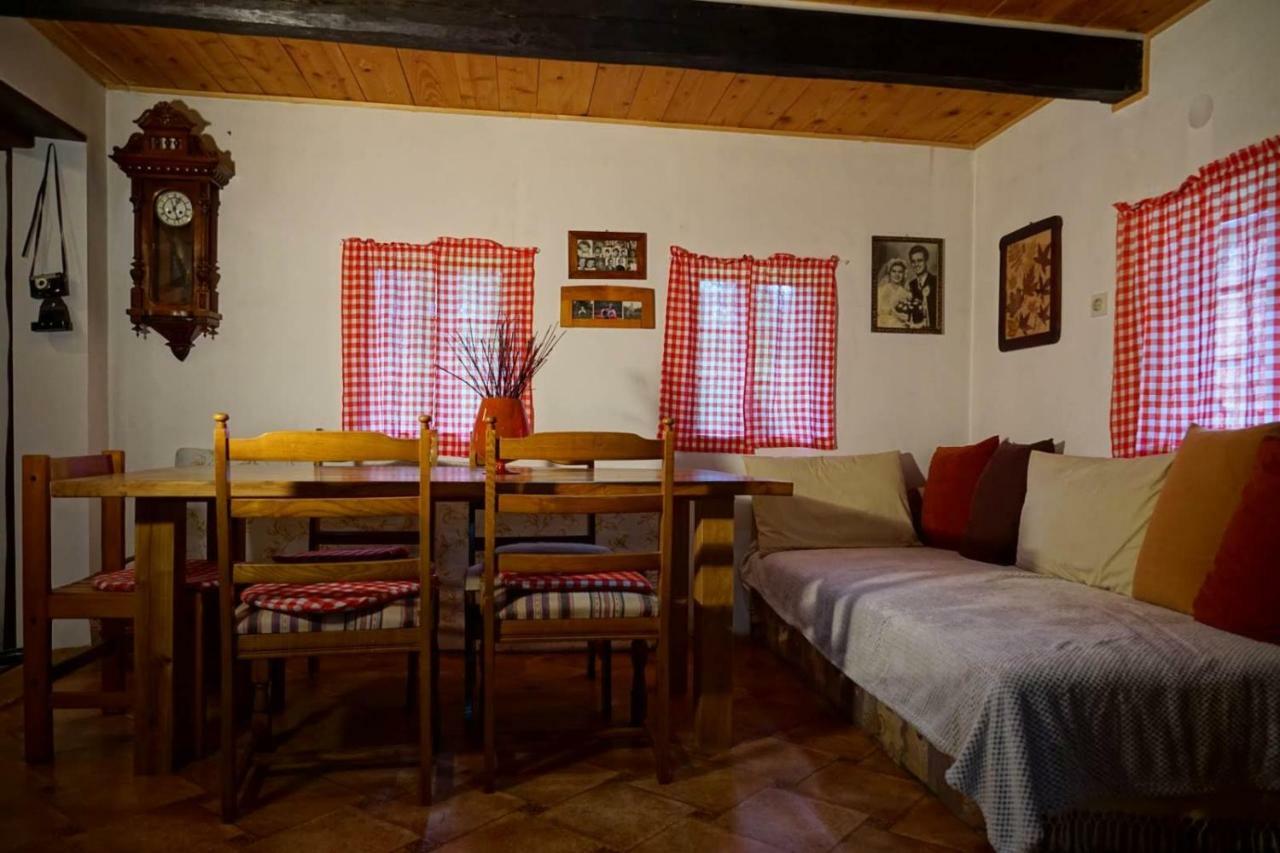Dorina Hiza Villa Karlovac Exteriör bild